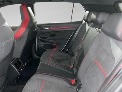 VW Golf GTI VIII Clubsport 2.0 TSI 300CV (2022) - Photo 11