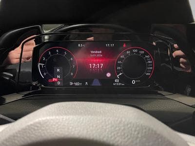 VW Golf GTI VIII Clubsport 2.0 TSI 300CV (2022) - Photo 2