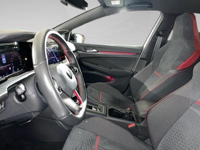 VW Golf GTI VIII Clubsport 2.0 TSI 300CV (2022) - Photo 4