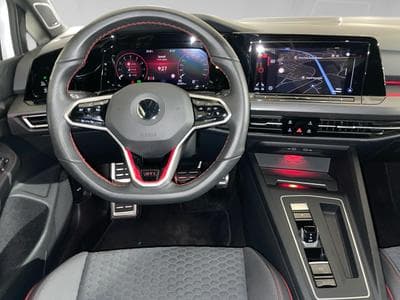 VW Golf GTI VIII Clubsport 2.0 TSI 300CV (2022) - Photo 6