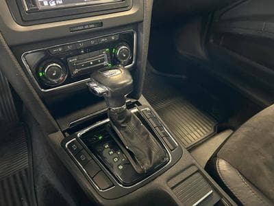 Skoda Superb Elegance (2012) - Foto 9