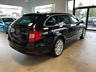 Skoda Superb Elegance (2012) - Foto 3