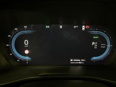 Volvo EX40 Black Edition Plus (2024) - Photo 13