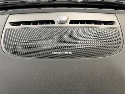 Volvo EX40 Black Edition Plus (2024) - Photo 14