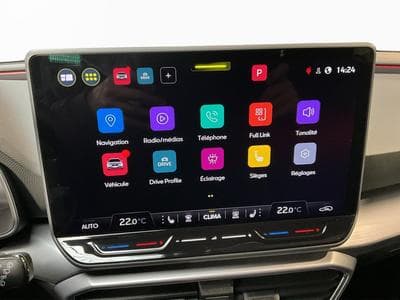 Seat Leon FR+DSG+Kessy+Navi+LED (2024) - Photo 13