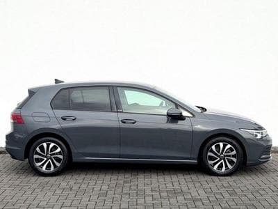 VW Golf Golf 8 Lim. 1.5 TSI /NAVI/LED/ACC/HUD/CAM/GARANT (2023) - Photo 4