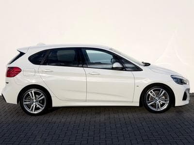 BMW 218 218i Active Tourer M Sport Paket /NAVI/LED/CAM/ (2018) - Photo 4