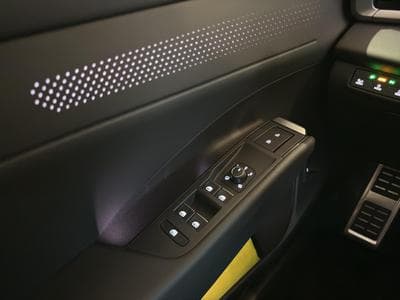 VW T-Roc R-LINE (2025) - Foto 14