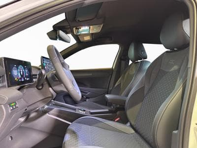 VW T-Roc R-LINE (2025) - Foto 9