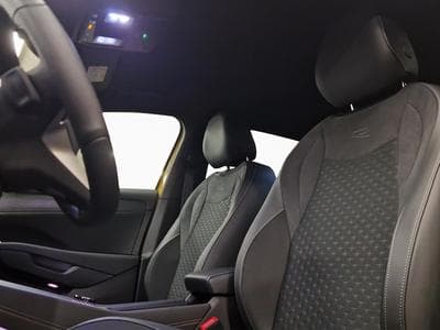 VW T-Roc R-LINE (2025) - Foto 15