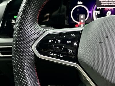 VW Golf GTI Clubsport 2.0 TSI 300 CV DSG7 *IQ. LIGHT* *PANO* CUIR * (2023) - Photo 12