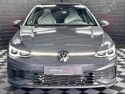 VW Golf GTI Clubsport 2.0 TSI 300 CV DSG7 *IQ. LIGHT* *PANO* CUIR * (2023) - Photo 2