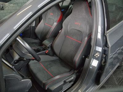 VW Golf GTI Clubsport 2.0 TSI 300CV DSG7 *TOIT PANO* *DCC* (2023) - Photo 7