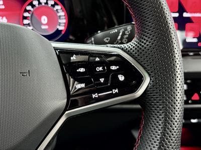 VW Golf GTI GTI Clubsport 2.0 TSI 300 CV DSG7 *Matrix* *Harman Kardo (2023) - Photo 12