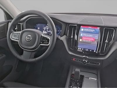 Volvo XC60 (2024) - Photo 6