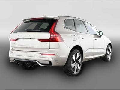 Volvo XC60 (2024) - Photo 2
