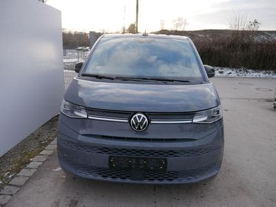 VW Multivan Goal (2025) - Photo 3