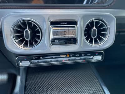 Mercedes G 63 AMG Manufaktur Edition Carbone MY2025 (2025) - Photo 12