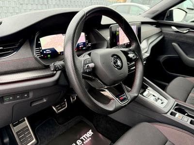 Skoda Octavia Octavia Combi RS 2.0 TDI DSG 4x4 // 1.HAND // (2022) - Photo 10