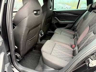 Skoda Octavia Octavia Combi RS 2.0 TDI DSG 4x4 // 1.HAND // (2022) - Photo 14