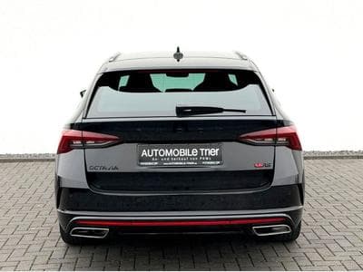 Skoda Octavia Octavia Combi RS 2.0 TDI DSG 4x4 // 1.HAND // (2022) - Photo 6