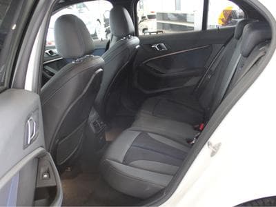 BMW 118 i M SPORT PAKET PANO CUIR NAVI 1 HAND (2020) - Foto 6