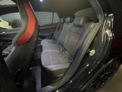 VW Golf GTI Clubsport 2.0 TSI 300 CV DSG7 *PACK PERF* *Akrapovic* *T (2022) - Photo 9