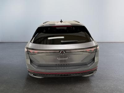 VW Passat Variant R-Line (2026) - Photo 6