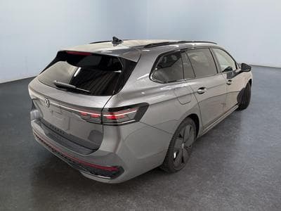 VW Passat Variant R-Line (2026) - Photo 7