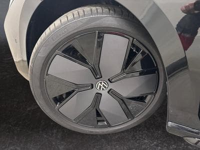 VW Passat Variant R-Line (2026) - Photo 11