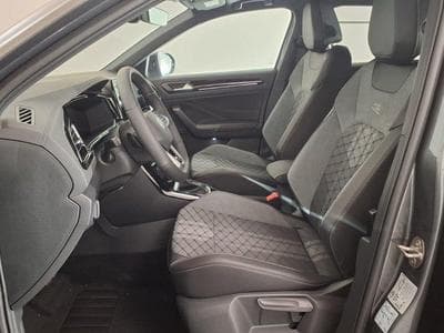 VW T-Roc R-Line 1.5 TSI 7-Gang-DSG (2026) - Photo 9
