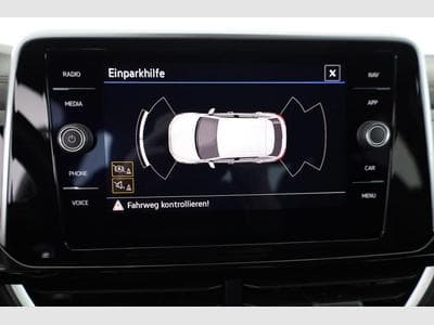 VW T-Roc R-Line (2022) - Photo 5