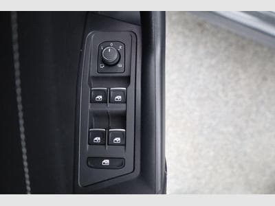 VW T-Roc R-Line (2022) - Photo 8