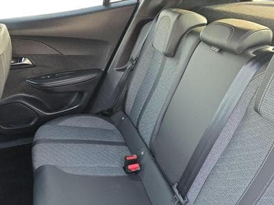 PEUGEOT 2008 1.2 100ch S&S Allure (2024) - Foto 7