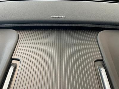 Volvo EX30 Ultra (2024) - Photo 14