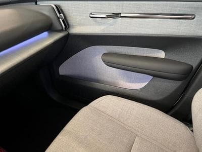 Volvo EX30 Ultra (2024) - Photo 9