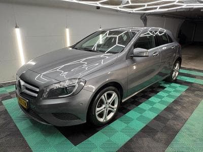 Mercedes A 180 CDI d blue Urban  1,5 Ltr. - 80 kW CDI Xenon Sièges Sport (2014) - Photo 8