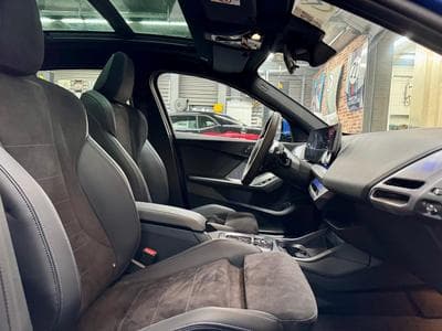 BMW 120 120dA 2.0 163cv Auto M-SPORT (New Model) (2025) - Foto 8