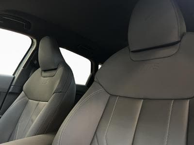 Audi Q3 e-hybrid 200 kW (2025) - Photo 15