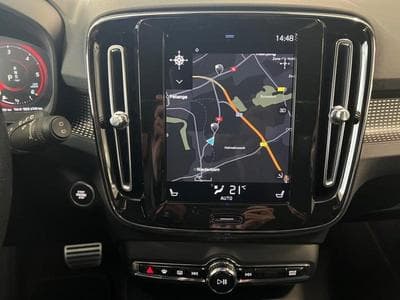 Volvo XC40 R-Design (2018) - Photo 12