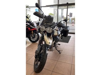 Moto Guzzi V85 TT Travel (2026) - Photo 2