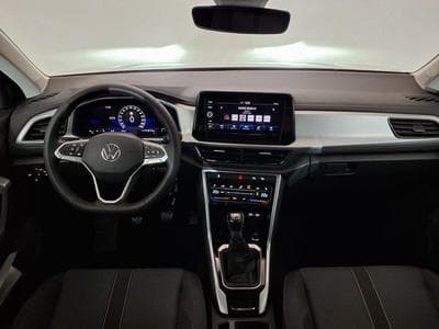 VW T-Roc Life 1.0 TSI 6-Gang (2025) - Photo 11