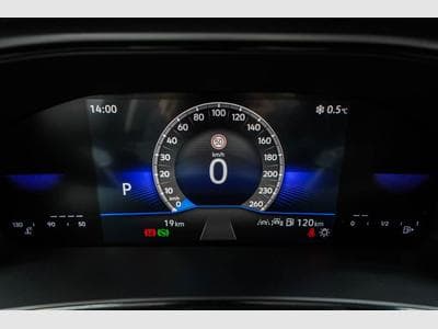 VW T-Roc 1,5 TSI DSG (2025) - Photo 9