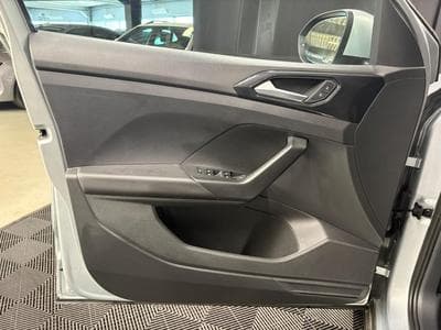 VW T-Cross Life 1.0 TSI 115cv DSG7 (2024) - Photo 9