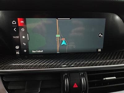 Alfa-Romeo Stelvio 2.9 V6 Biturbo Quadrifoglio (2021) - Foto 15