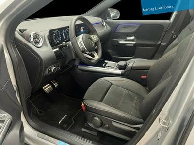 Mercedes EQA 4MATIC (2023) - Photo 8