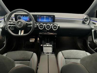 Mercedes CLA CLA 180 Shooting Brake (2025) - Photo 9