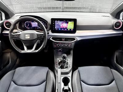 Seat Ibiza FR Pro Black Edition 1.0 110CV *Caméra* *Sièges Chauffants* (2022) - Photo 9