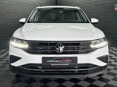 VW Tiguan Life ACTIVE 1.4 eHybrid TSI 245CV DSG6 *Attelage* *Caméra* (2022) - Photo 2