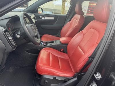 Volvo XC40 VOLVO XC40 MOMENTUM PRO NAVI LEDER LED KAMERA MFL SHZ (2020) - Foto 13